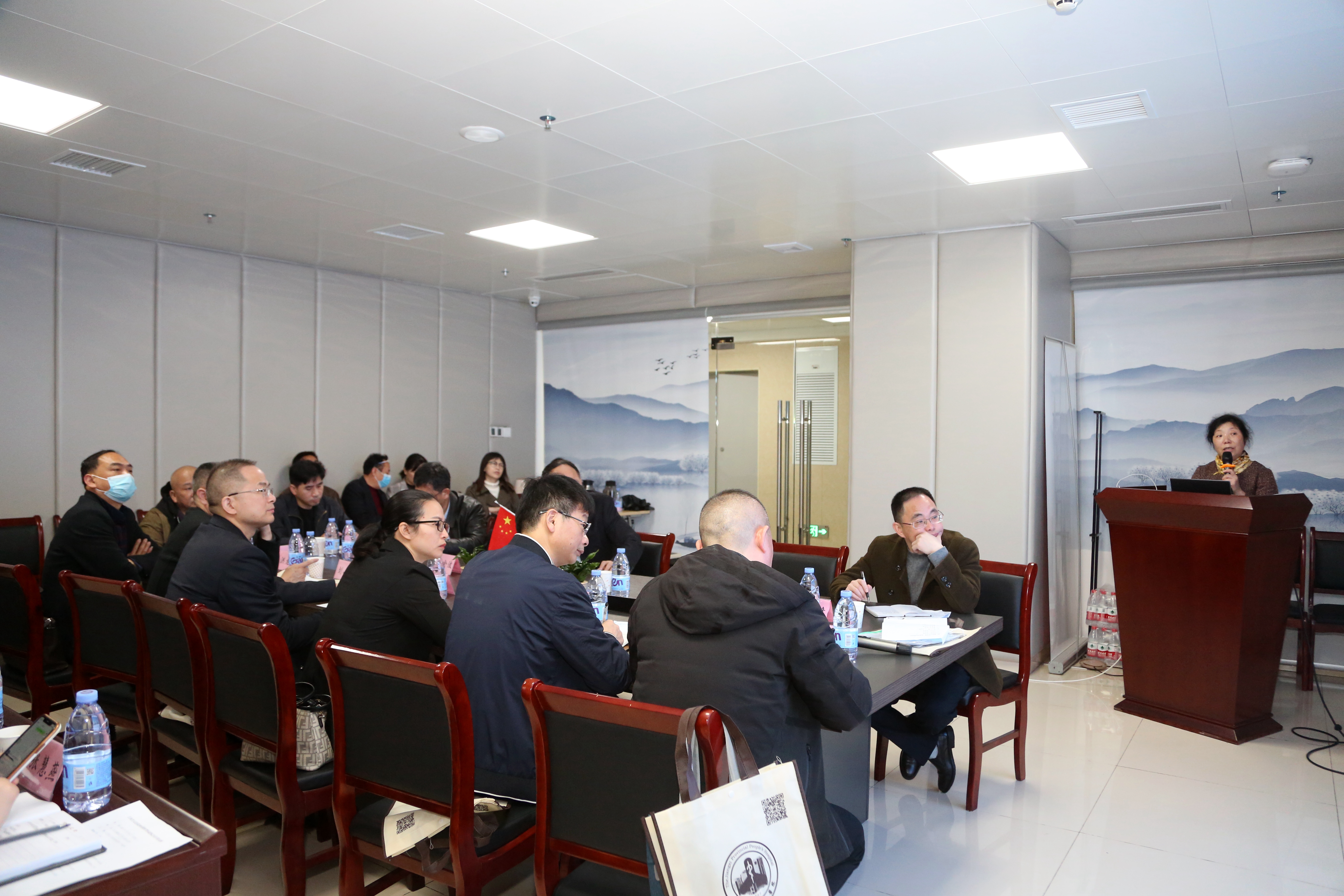 推动优质医疗资源扩容和均衡布局,优质医疗资源下沉更精准更有效