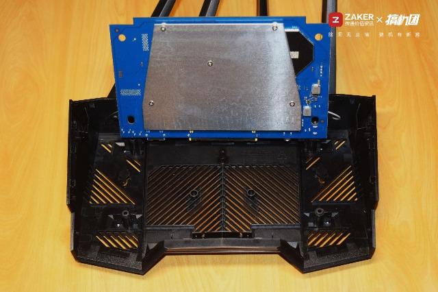 鍗庣鍙戝竷鏂板搧wifi6璺敱tuf-ax3000,鍗庣ax3000wi-fi6鏃犵嚎璺敱璇勬祴