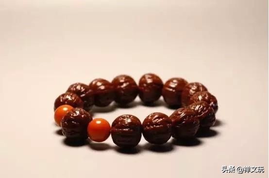 文玩小核桃手串什么品种最好,文玩小核桃手串蚂蚁纹