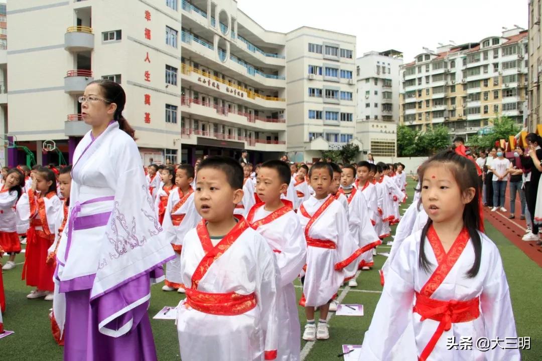 幸福七色花绘画,幸福七色花