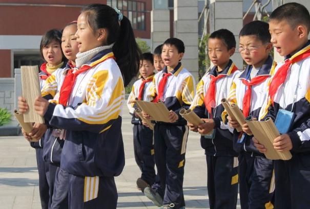 小学生作业题难倒家长,一年级必考试卷上最难的题目