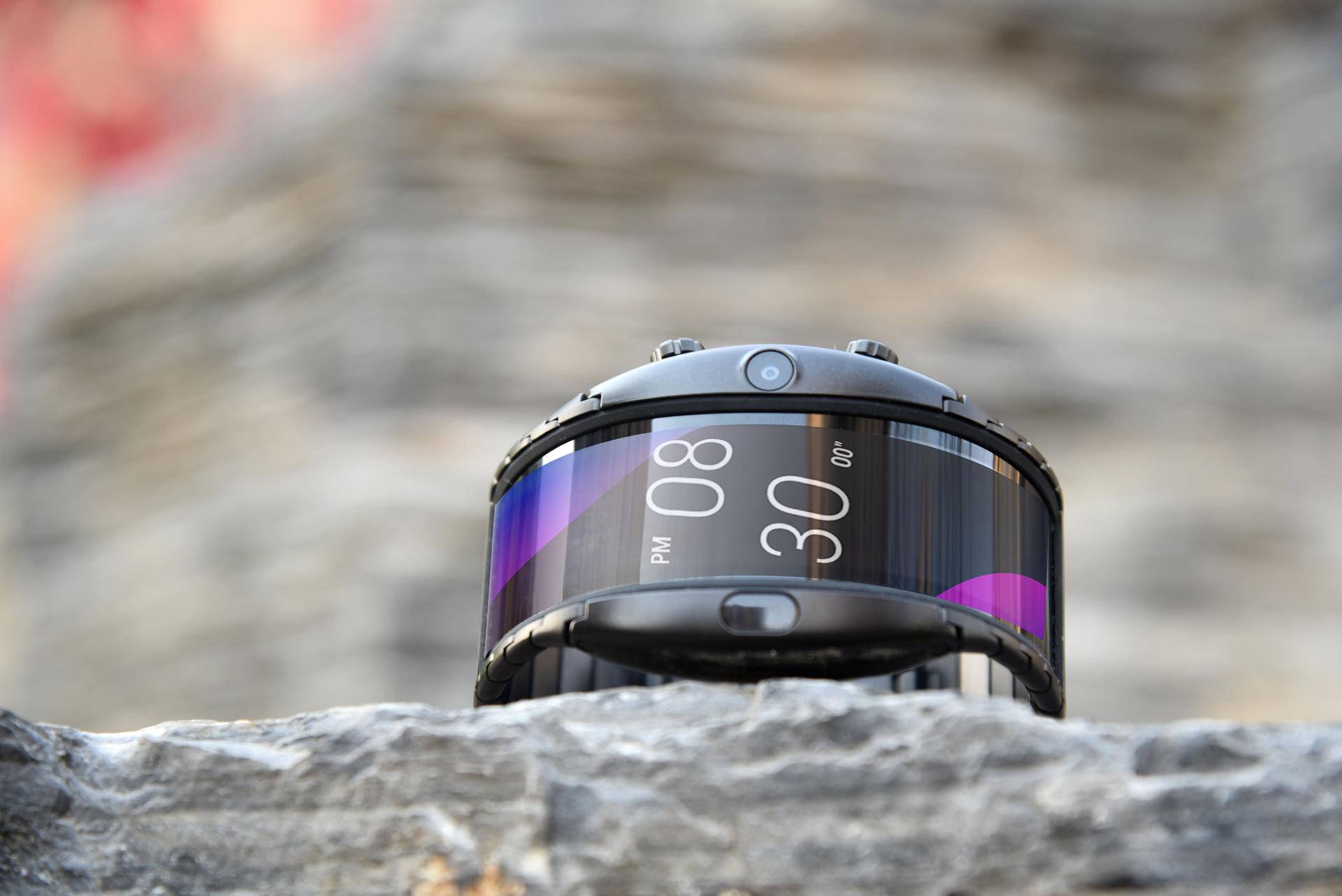 努比亚阿尔法评测：领先一步是疯狂，但却是未来的方向