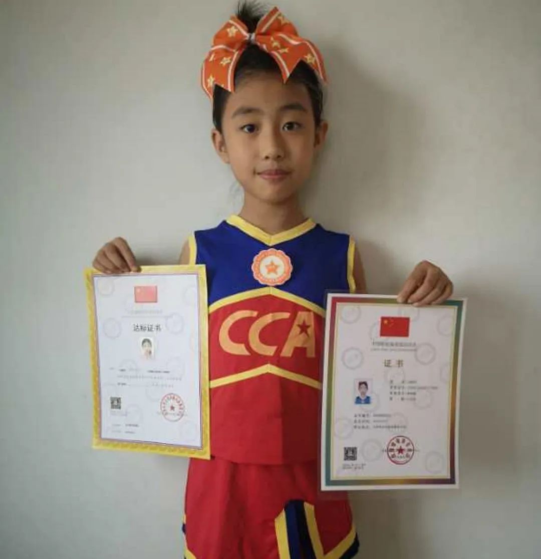 实验学校花球啦啦操,天津泰达国际学校啦啦操