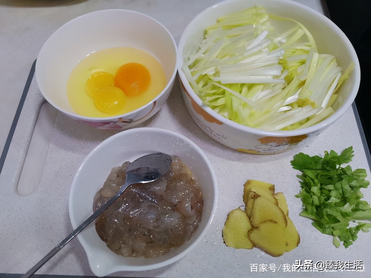 广东韭黄炒滑蛋虾仁秘诀,鲜虾鸡蛋炒韭黄