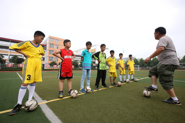 少年强则国强爱国教育励志,记录校园足球生活少年强则国强