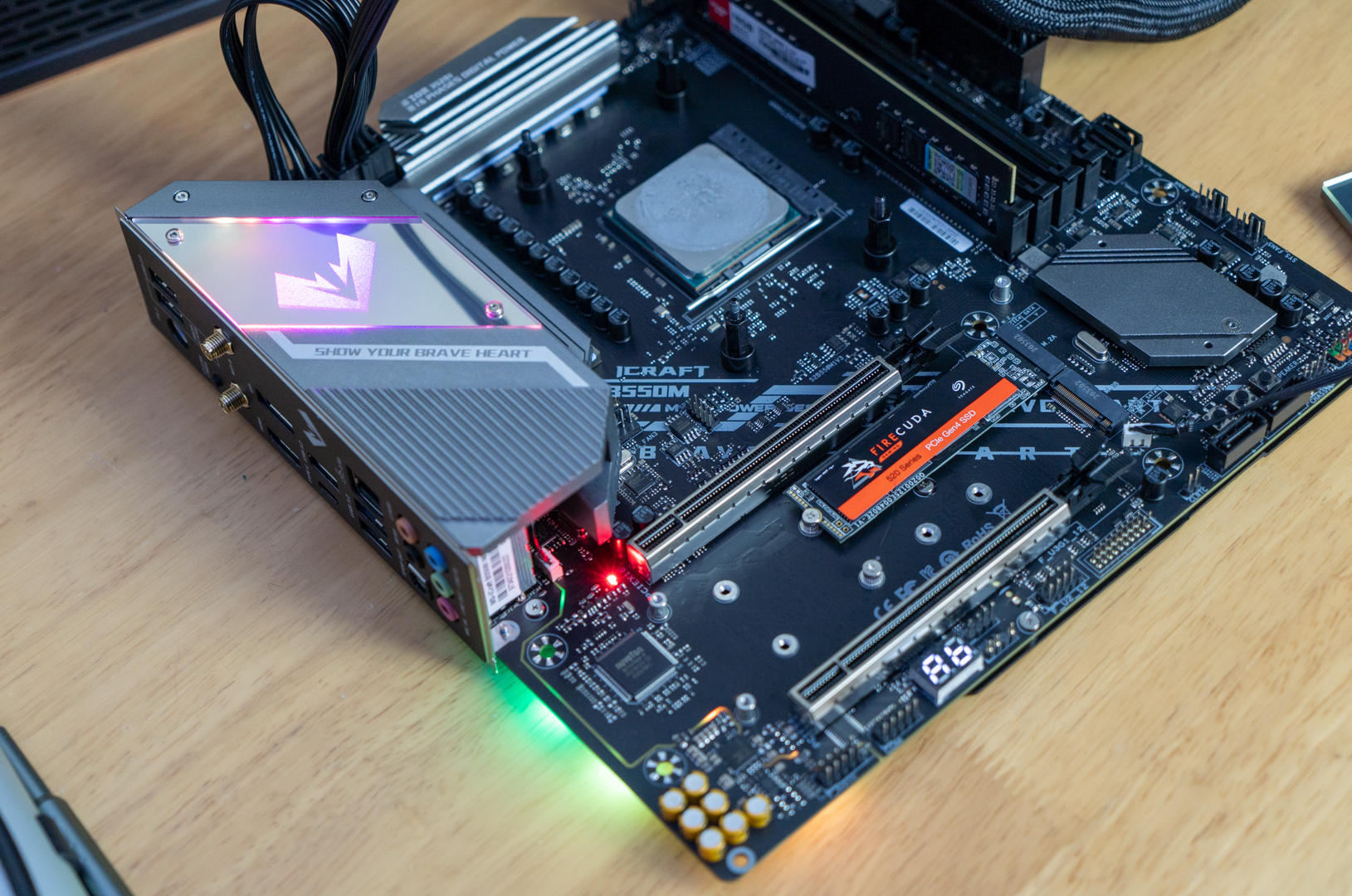 有没有显卡无所谓，游戏、剪辑全搞定，4月份电脑装机单分享