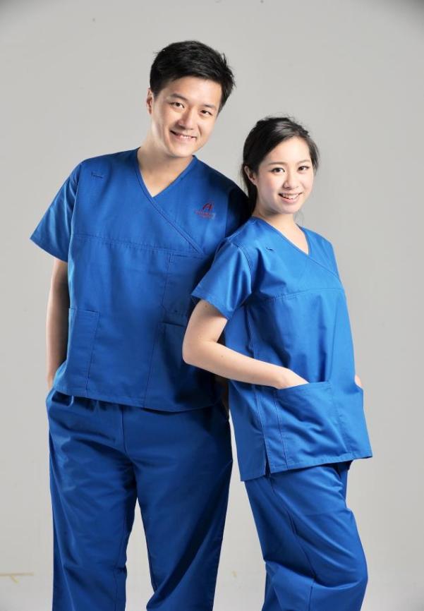 护士服在面料上有何要求,蓝色护士服和白色护士服区别