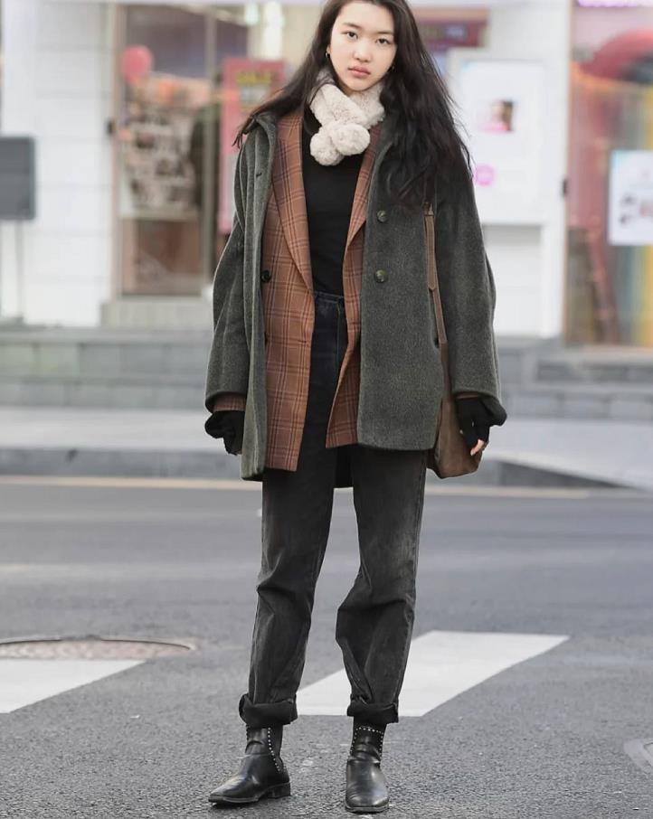 2020韩国时尚穿搭街拍视频,韩国穿搭冬季街拍