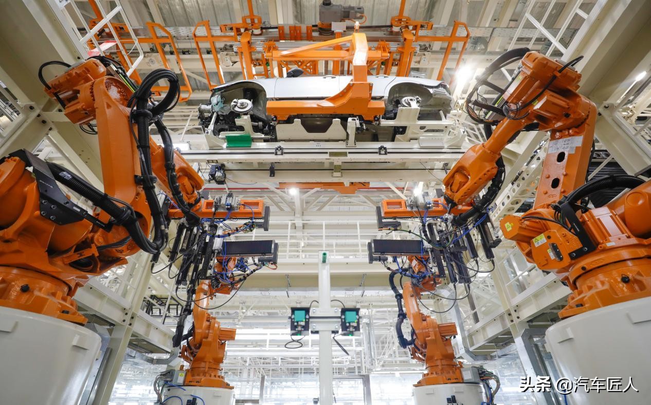 恒大车标,恒大汽车发布恒驰车标寓意