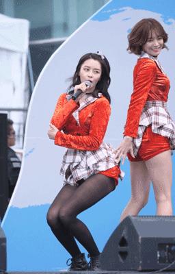 她被称为“女团性感标杆”，你评评理