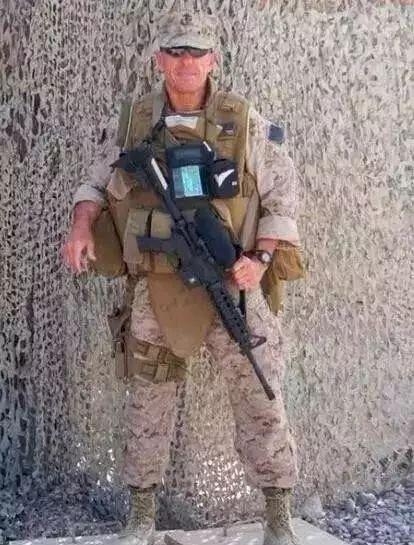 9小时30分钟平板支撑世界纪录,平板支撑吉尼斯世界纪录保持者