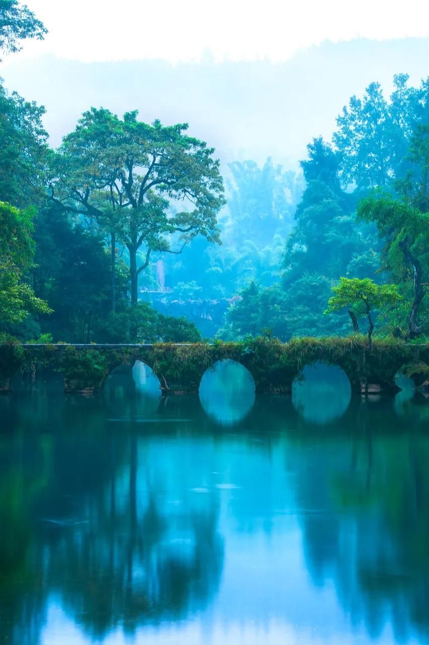 12条最美自驾线路,最美7条自驾游公路线路