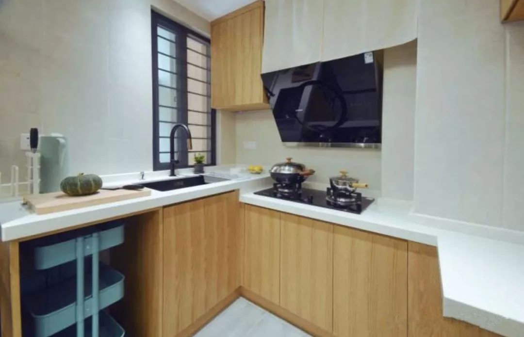 橱柜留空的好处,橱柜留空气洞好还是不好