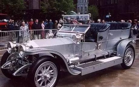 世界上最贵的车第一名黄金跑车,全世界最贵的跑车50辆排行榜