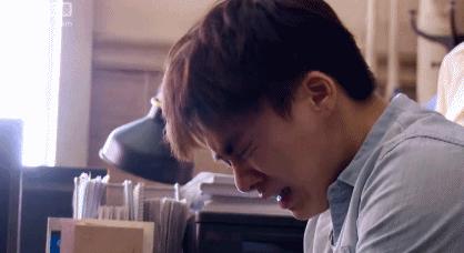 总是胡思乱想精神内耗吃点什么药,心理学经常胡思乱想是高内耗行为