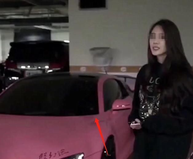 庆春路粉色r8,粉色奥迪r8杭州