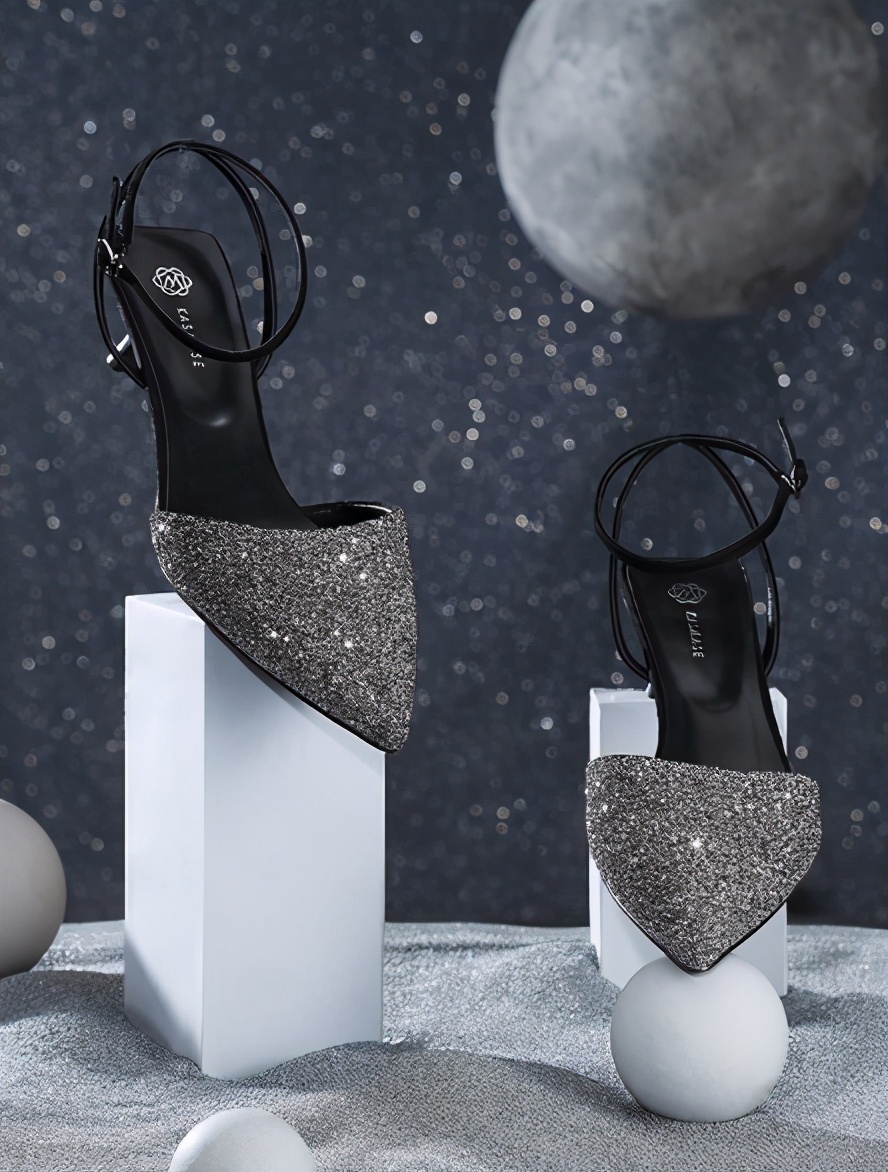 大脚女孩看这里！Kasmase大小姐大码女鞋承包你的夏日鞋柜