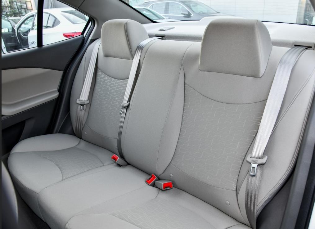 4缸10万左右代步汽车推荐一下车型,家用8-12万空间大省油4缸合资车