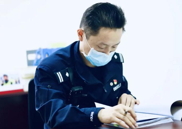 碰瓷团伙作案手法,碰瓷专业户已被抓获