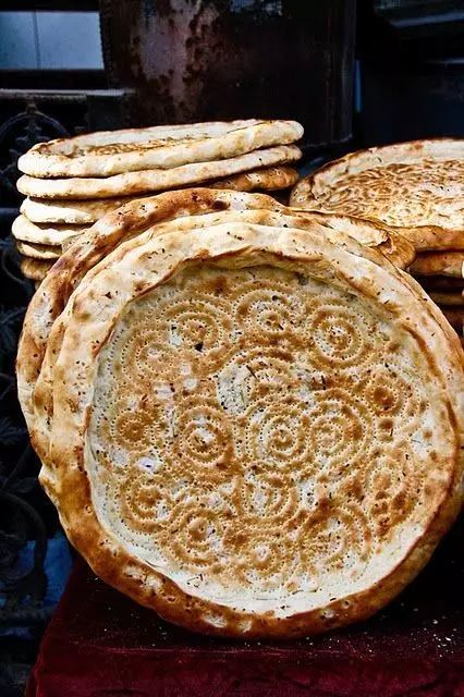 中国最著名十大小吃街及特点美食,中国夜市十大小吃街排行榜