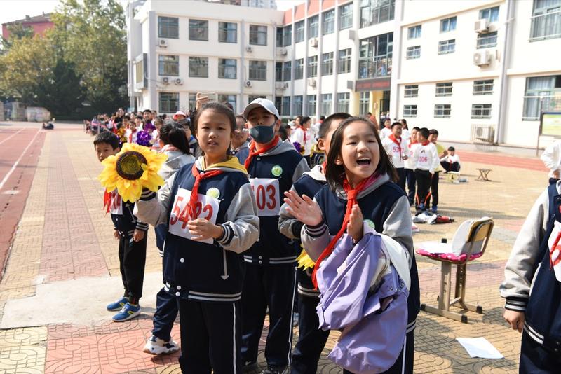 挑战自我突破极限小学,青岛燕儿岛路第一小学