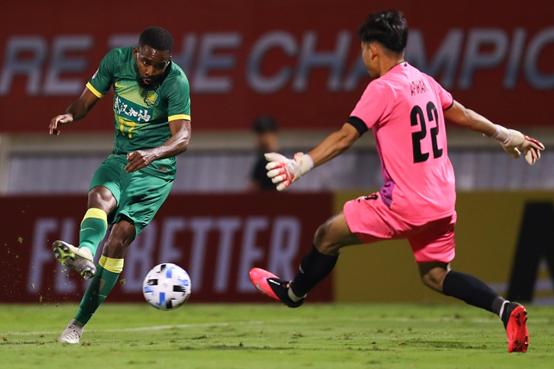 巴坎布享用快乐进球,巴坎布为什么是快乐足球