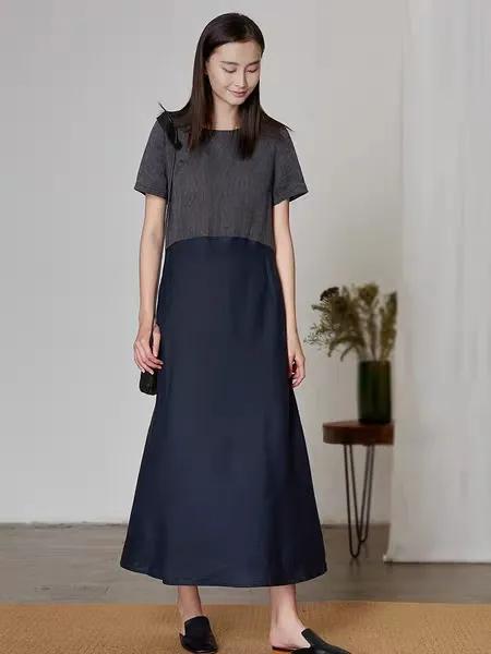 40岁的妈妈适合穿什么鞋子品牌,妈妈适合穿的布鞋子推荐