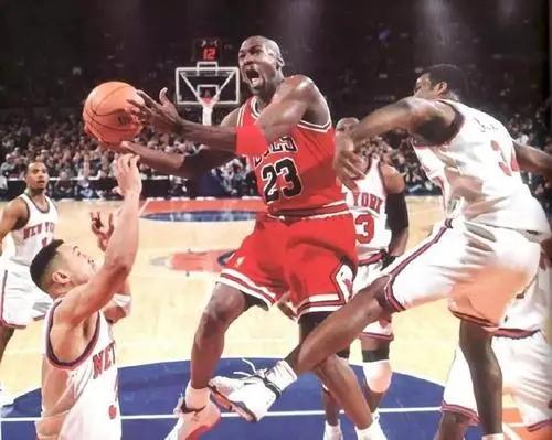 NBA纪实连载44：主宰94总决，乔丹不服者神经刀斯塔克斯是个疯子