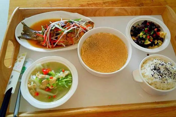 产后坐月子食谱广东,产后第一天吃什么食谱