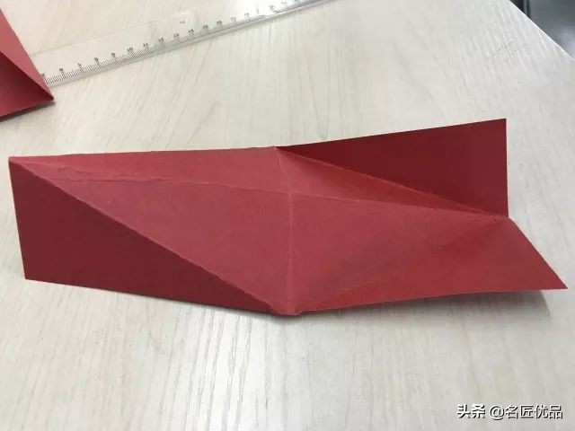 猪年手工制作纸灯笼,大红灯笼手工制作简约过年