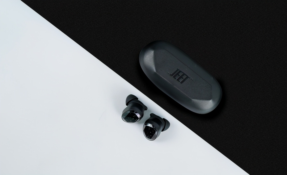 最好的耳机排名前十名蓝牙耳机,排名前十的无线蓝牙耳机推荐哪款