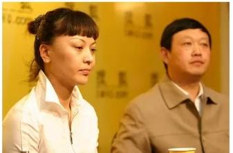 那英暗恋蔡国庆节吗,那英结过几次婚