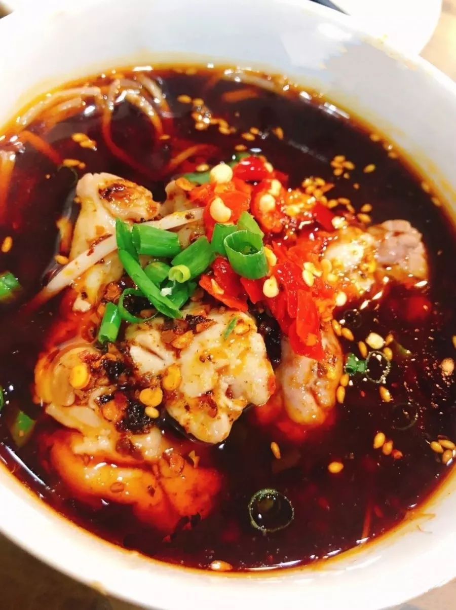 10块钱吃垮川大后街25家店，快快收藏