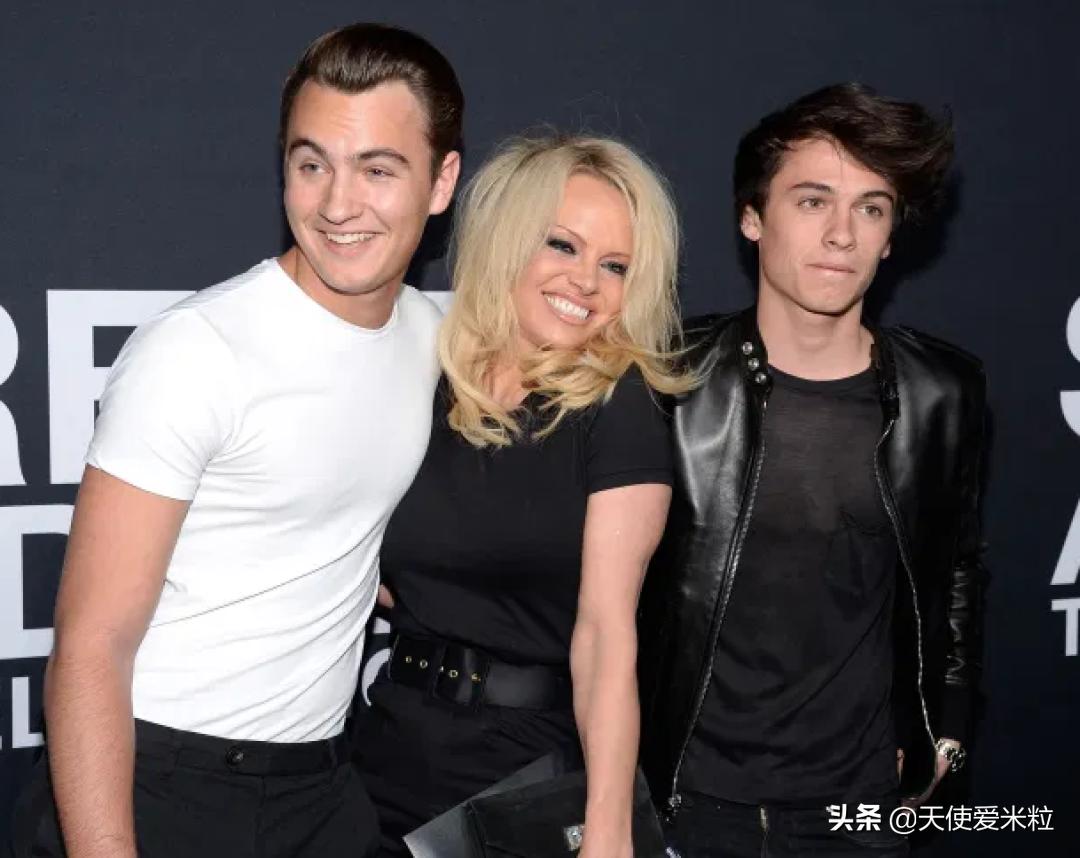 53岁结婚5次嫁给前世界首富,帕米拉·安德森丈夫