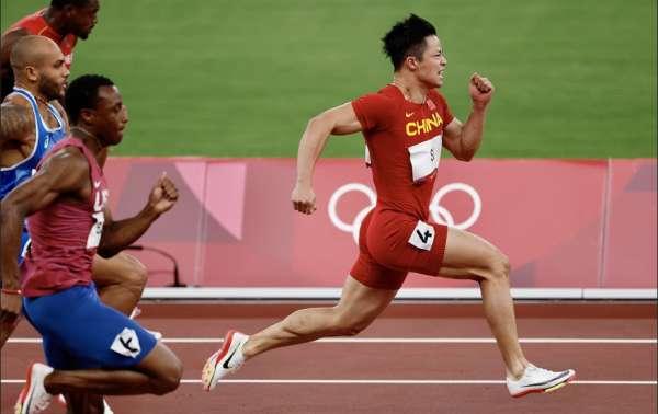 涓滀含鐢峰瓙4x100鍐宠禌鍥炴斁,鐢峰瓙4x100鍐宠禌鍑犵偣杩涜