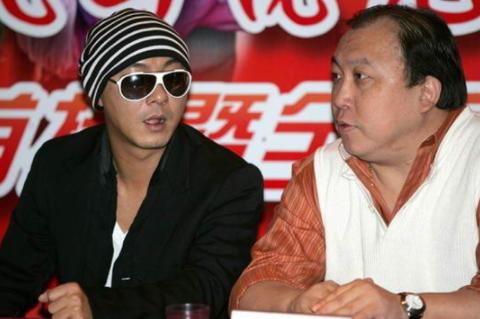 周星驰张卫健刘德华谁年轻帅,王晶赞周星驰张卫健