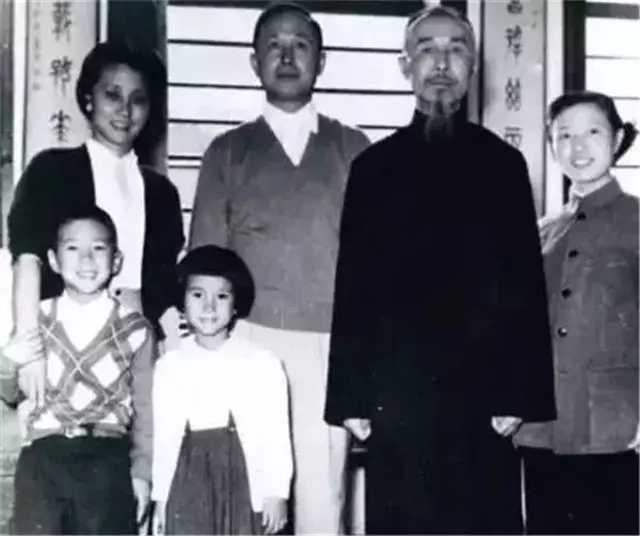 航天之父钱学森艰巨的回国路,中国航天之父钱学森经历