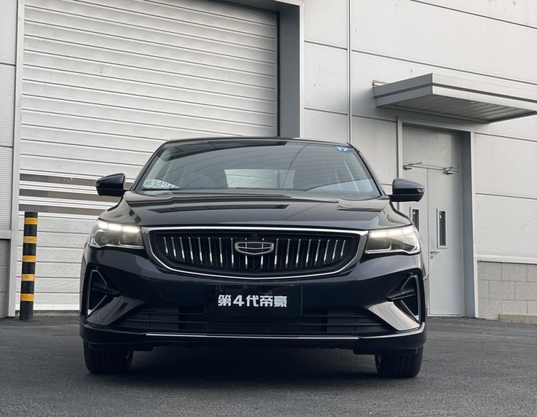 六万块就能买到的一台高品质家轿，还要什么自行车？