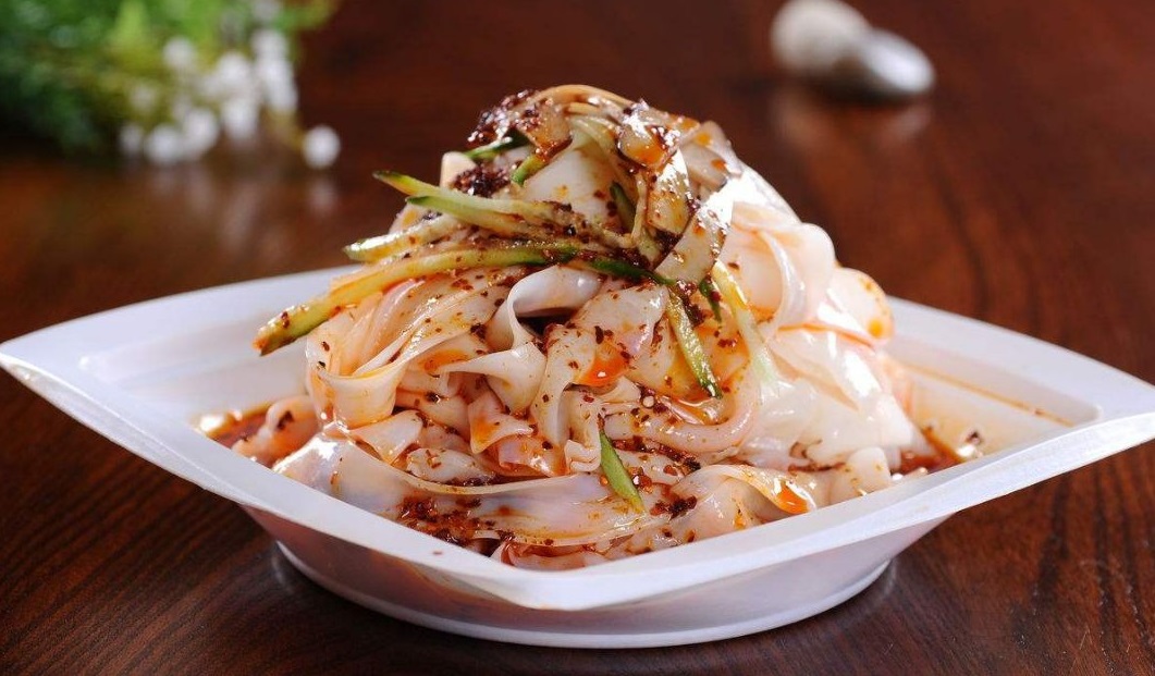 针对大学生的小餐饮店如何引流,餐饮店免费引流方法