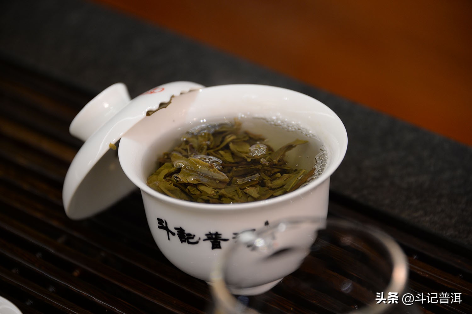 红茶绿茶普洱茶乌龙茶哪个更好,红茶绿茶乌龙茶代表是什么意思