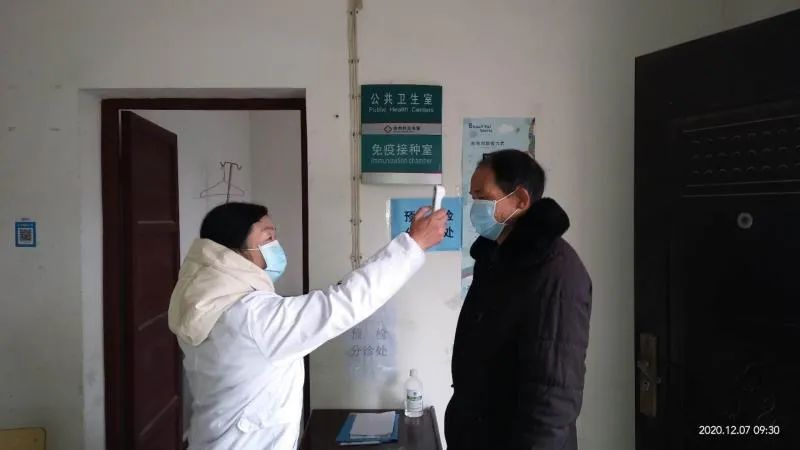 湖北鄂州碧石好人好事,鄂州梁子湖名人