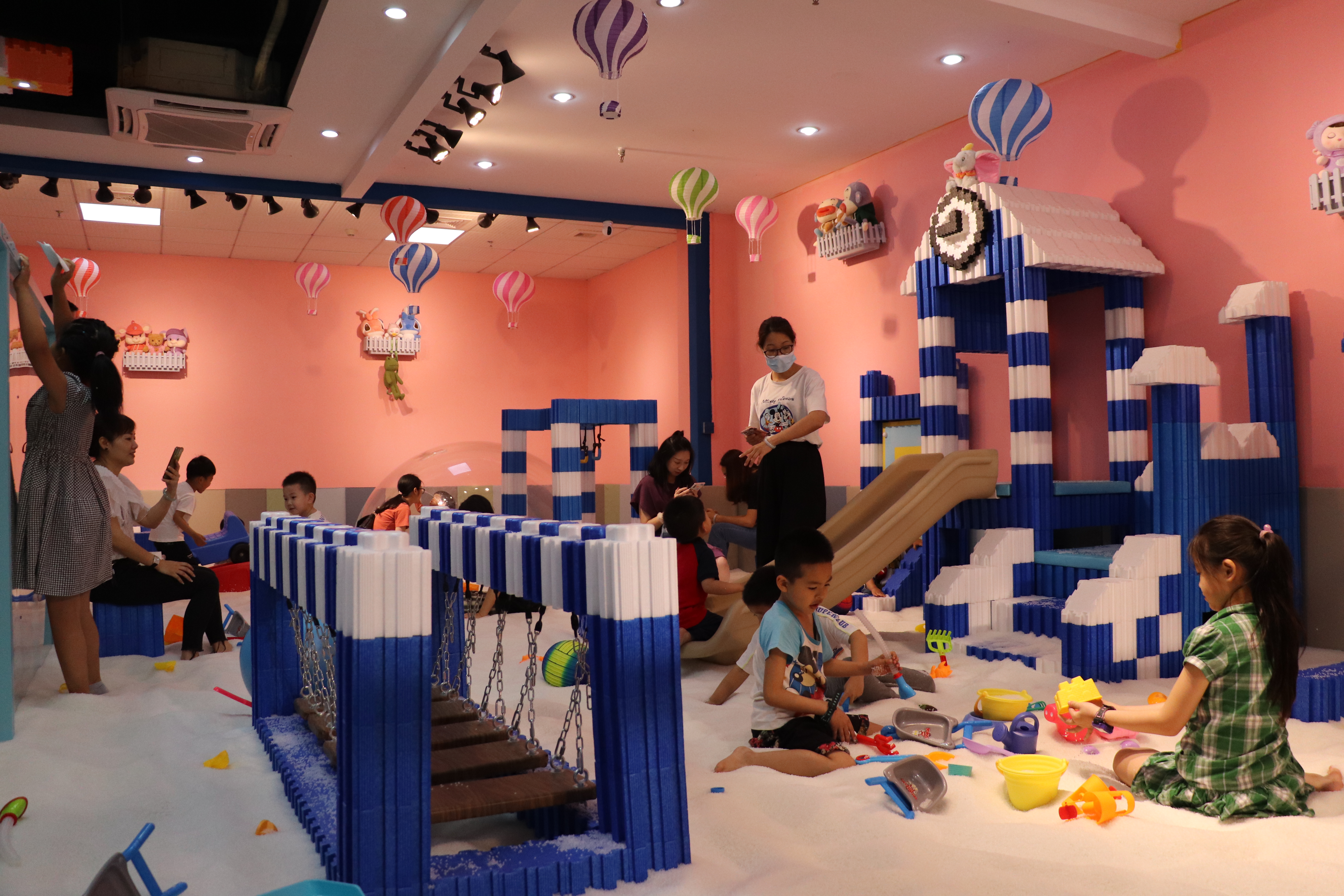 开一家儿童乐园要投资多少钱合适,想要开一家儿童乐园