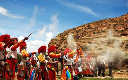 藏族的传统节日是什么,藏族回族苗族的传统节日是什么