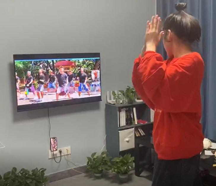 手机版JUSTDANCE！嗨动AI太上头了：根本停不下来