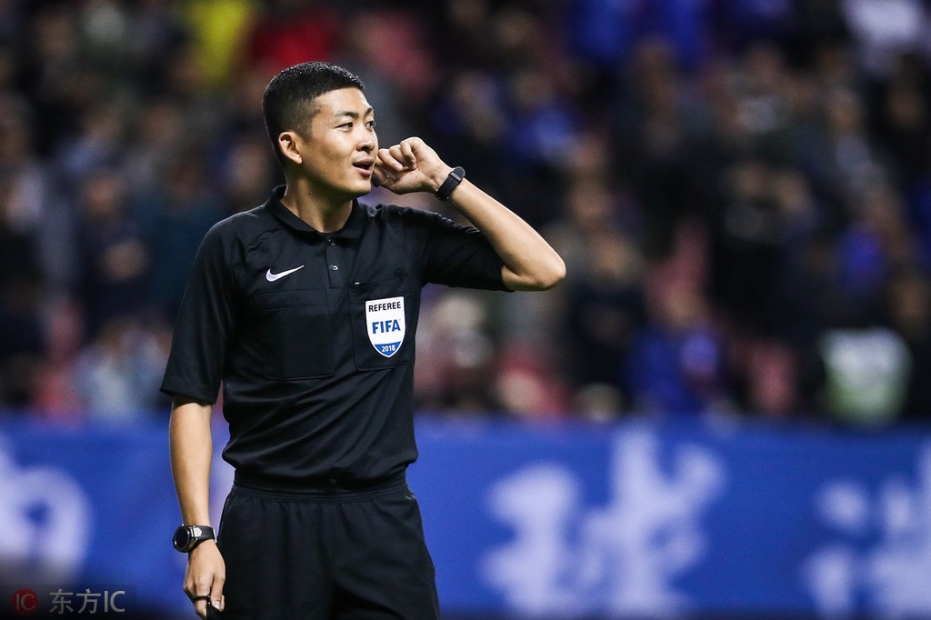 2019中国国际级足球裁判,中国足球如何成为职业裁判