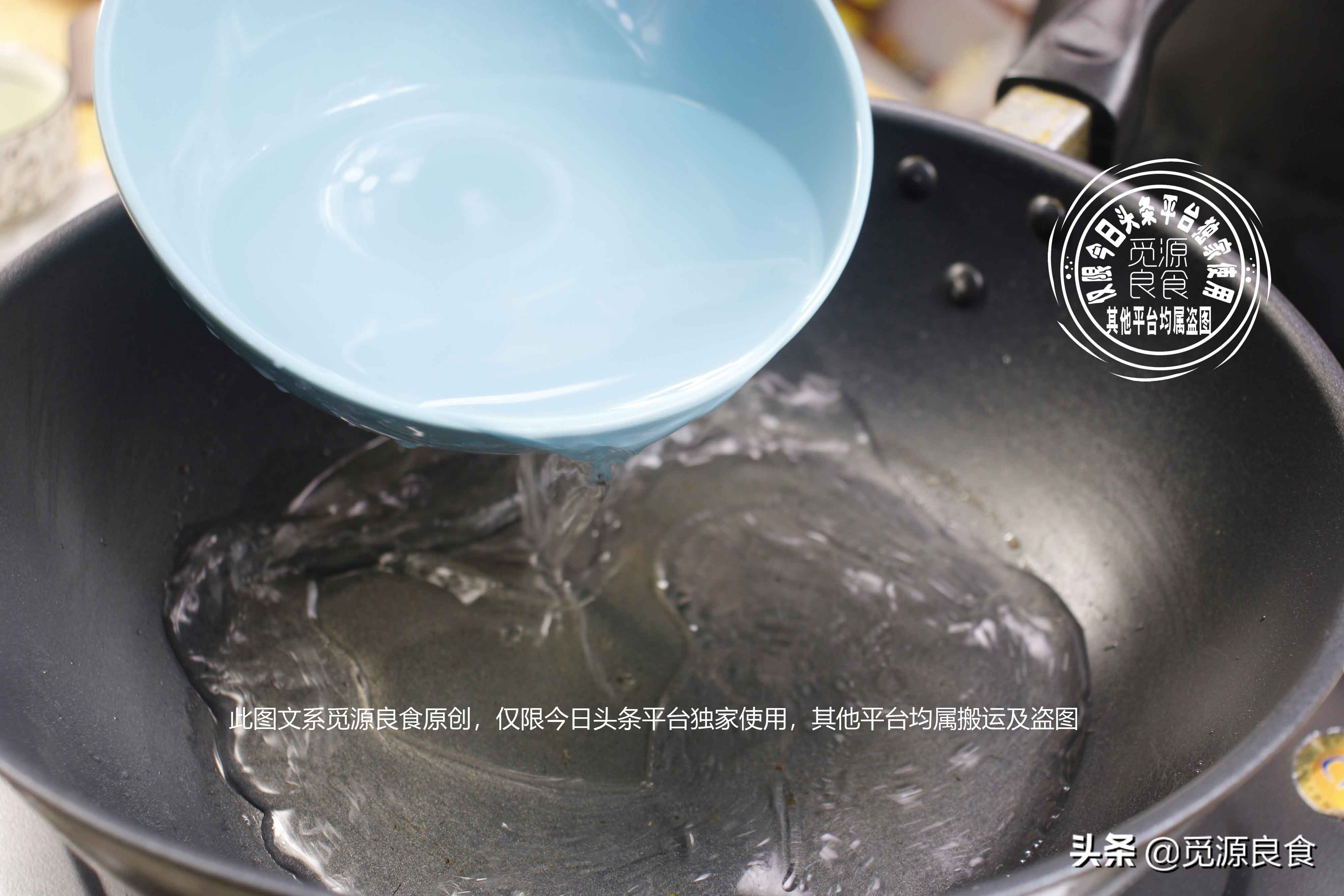 葱烧海参用焯水吗,怎样做葱烧海参才好吃