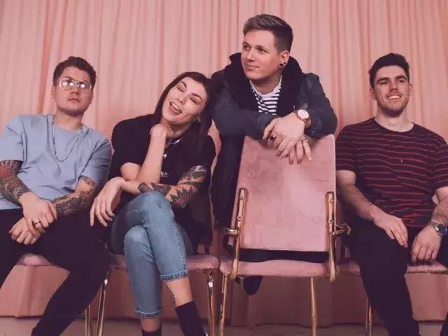 从绿日到Blink-182，2019流行朋克大回归