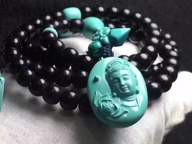 玩手串就是盘？你错了，搭配学不好，手串low到老