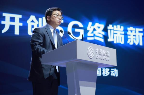 中国移动难得大方起来！10年不换号的人，直接享用3大服务