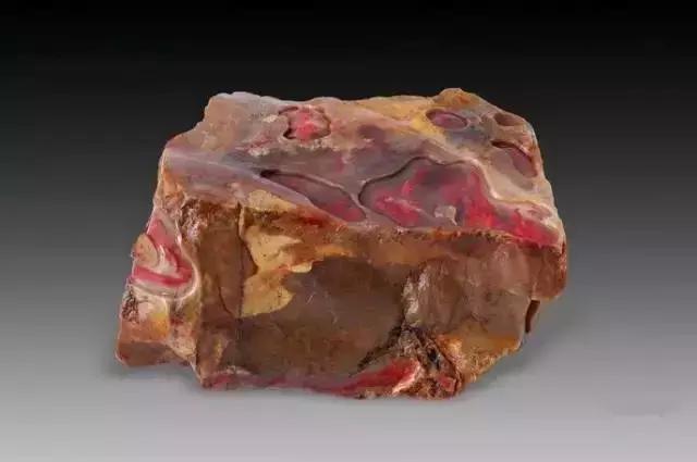 捡到这样的石头千万别扔桌子,遇到这样的石头赶紧捡